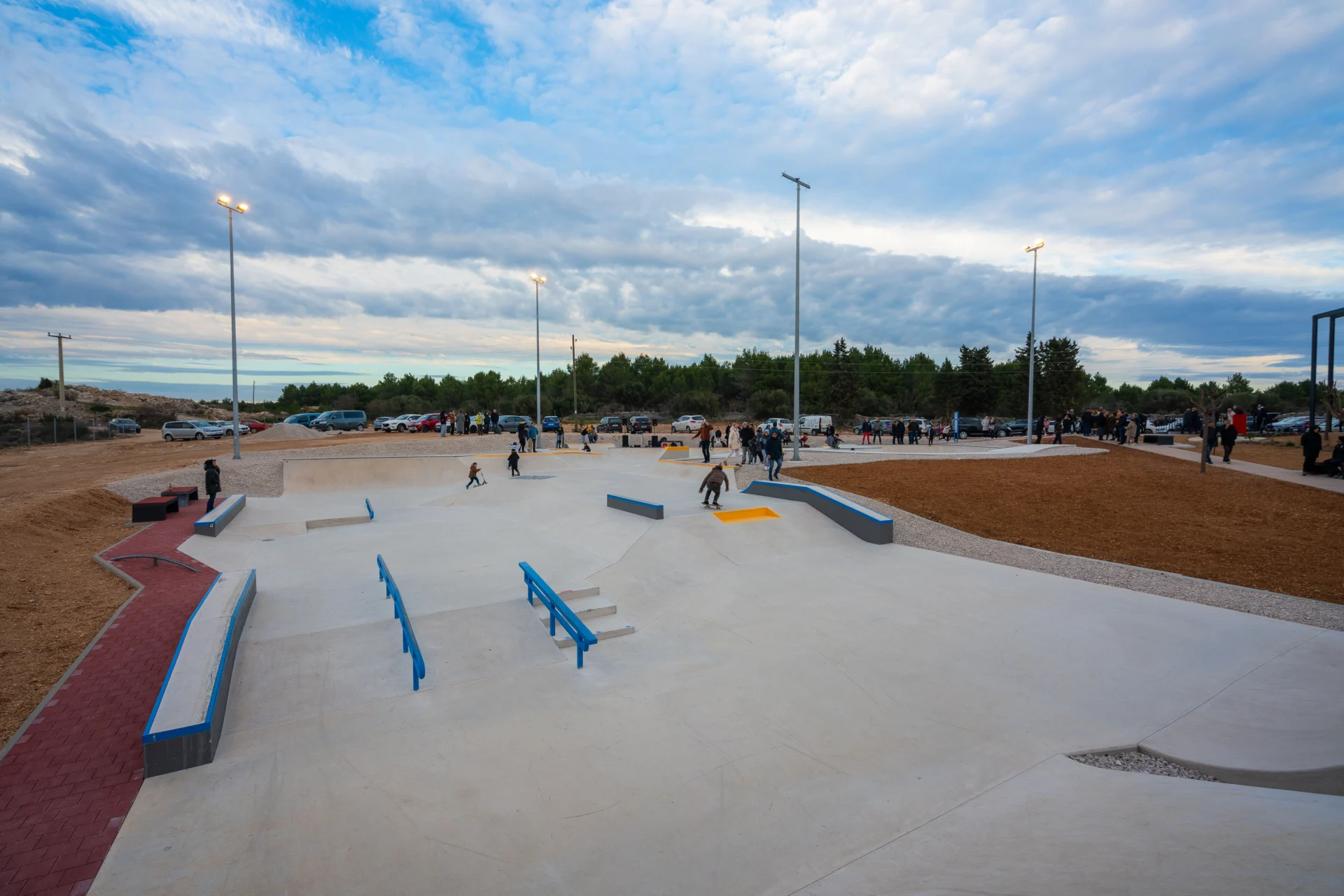 Adrenalin, trikovi i dobra vibra – Skate natjecanje oživjelo vodički park!